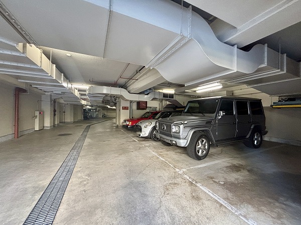 サンビューハイツ渋谷 車両置き場