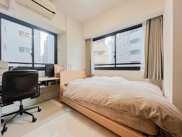ベルドゥムール東京八丁堀_日当たり良好な洋室の写真