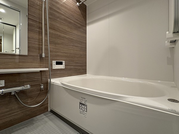 イトーピア目黒青葉台_お洒落なバスルームの写真