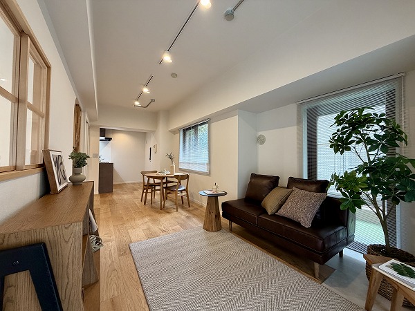 旗の台フラット_ナチュラルモダンな内装の写真