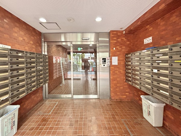 第32宮庭マンション　エントランス