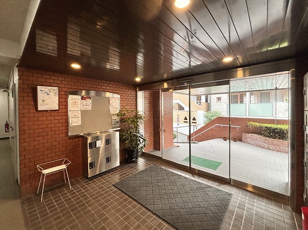 マンション小石川 エントランス
