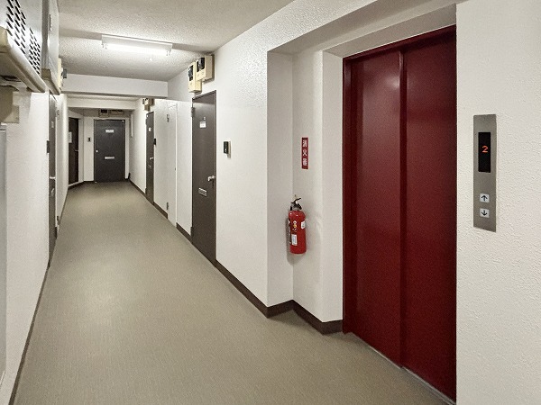 マンション小石川 内廊下