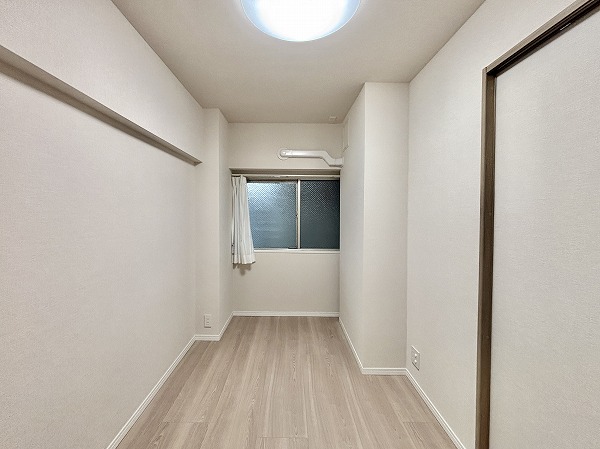 湯島武蔵野マンション_コンパクトな洋室の写真