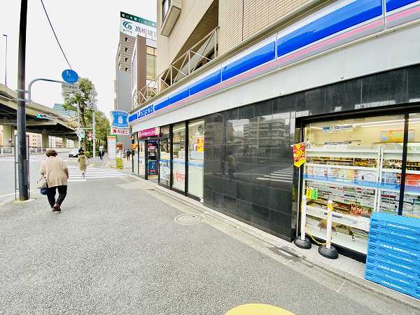 ローソン 新宿水道町店