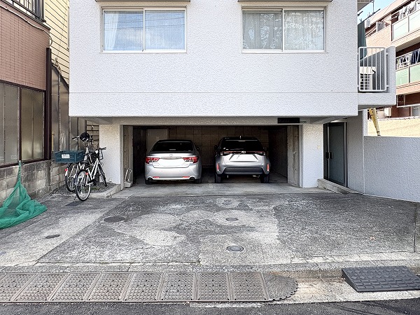 メゾン烏山_駐車場の写真