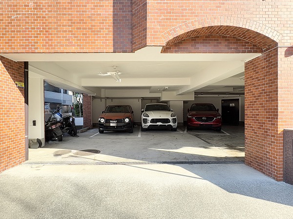 代々木ロイヤルマンション_駐車場の写真