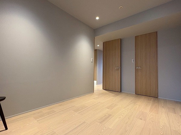 駒場パーク・ホームズ_広い洋室の写真