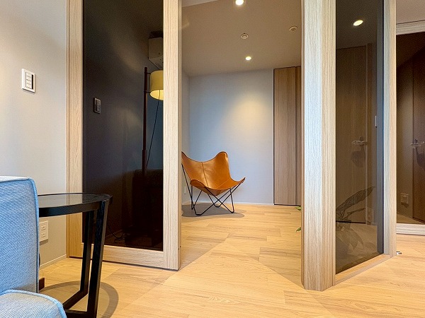 駒場パーク・ホームズ_メインルーム横の洋室の写真