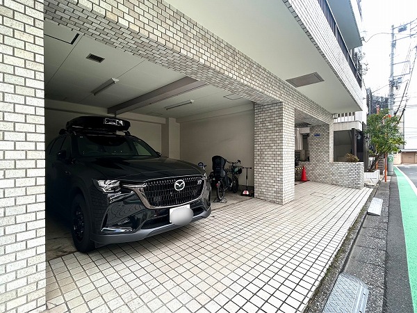 シェトワ代々木 駐車場