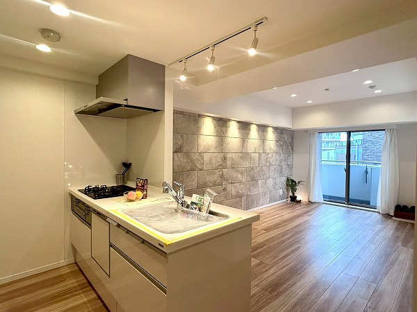 ヴィーナ・パルテール_お洒落なリビングダイニングキッチンの写真