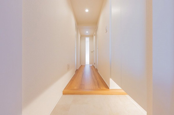 ライオンズマンション世田谷若林_玄関の写真