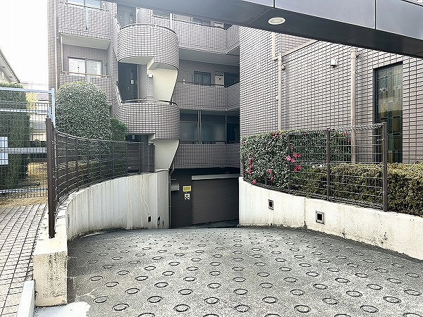 エクレールガーデン南荻窪　駐車場