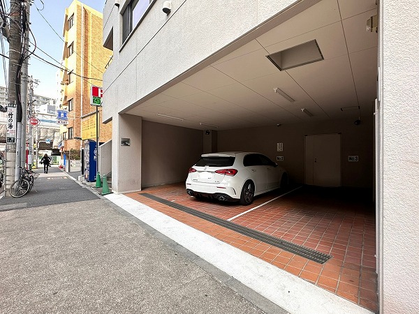 パークハイム三田　駐車場