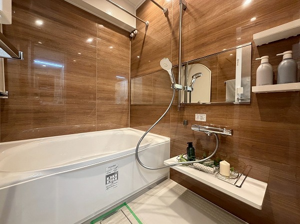 イニシアイオ目黒学芸大学_バスタブの写真