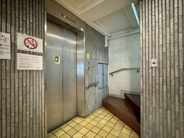 カルム赤坂　エレベーター