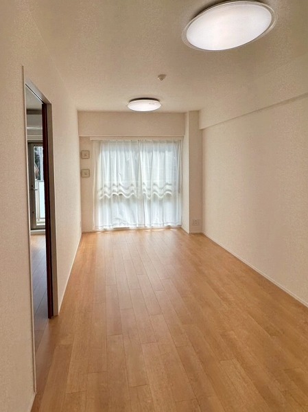 オープンレジデンシア六本木美術館前_リビングの写真