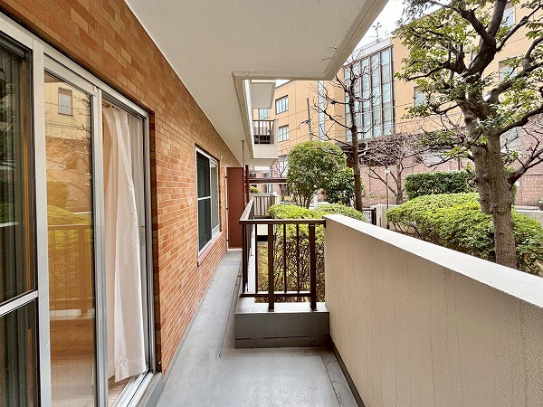 コープ野村一番町_南西向きのバルコニーの写真