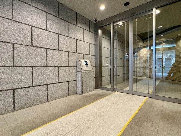 駒場パーク・ホームズ エントランス