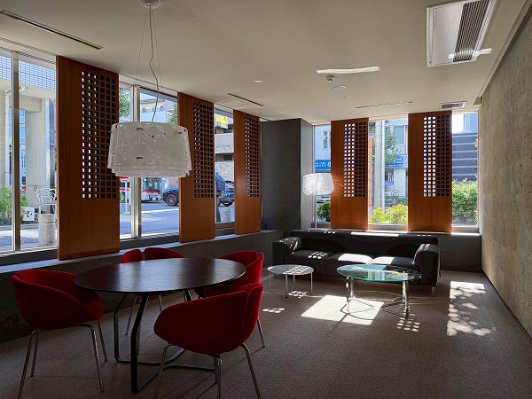 イニシアイオ目黒学芸大学 ロビー