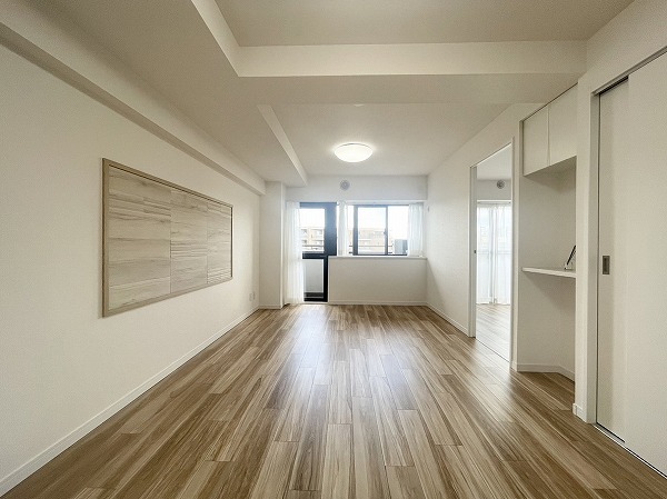 ライオンズヒルズ和光_シンプルな内装の写真