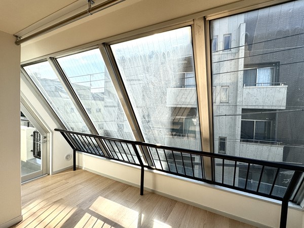 サンクレスト大森_メインルーム窓の写真