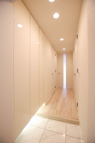 オーベル目黒_玄関の写真