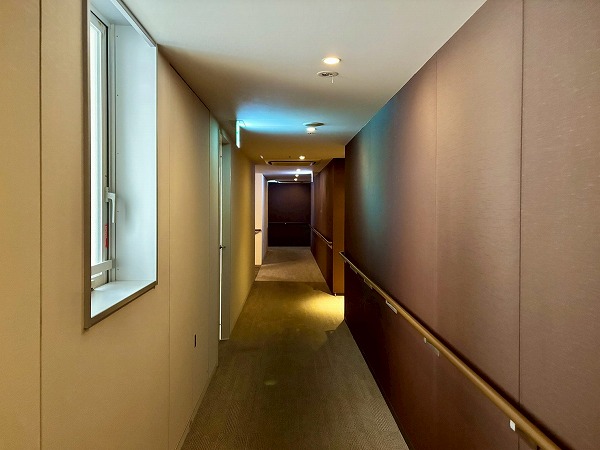キャピタルゲートプレイスザ・レジデンス　内廊下