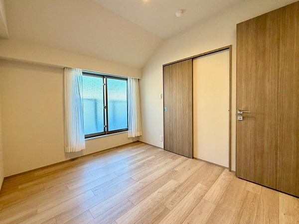 オープンレジデンシア目黒八雲_約5.7帖の洋室の写真