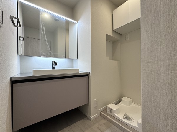 シャンボール南麻布_洗面室の写真