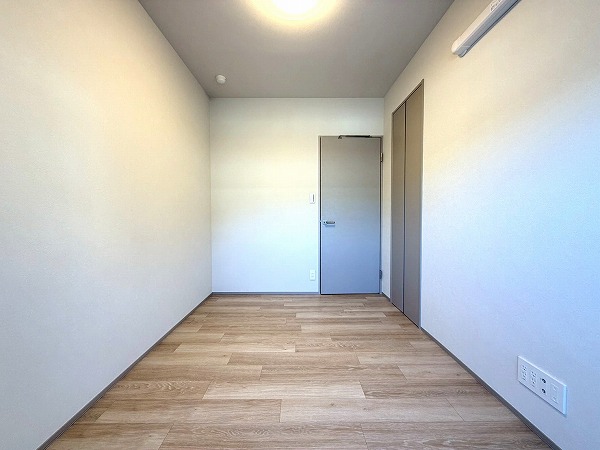 オープンレジデンシア目黒八雲_約4.7帖の洋室の写真