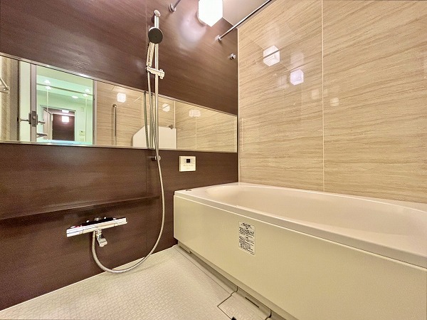 ベイサイドタワー晴海_高級感があるバスルームの写真