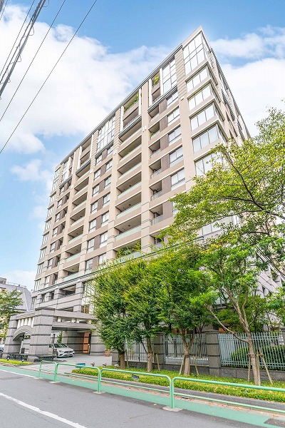 三番町パークテラス桜苑　外観