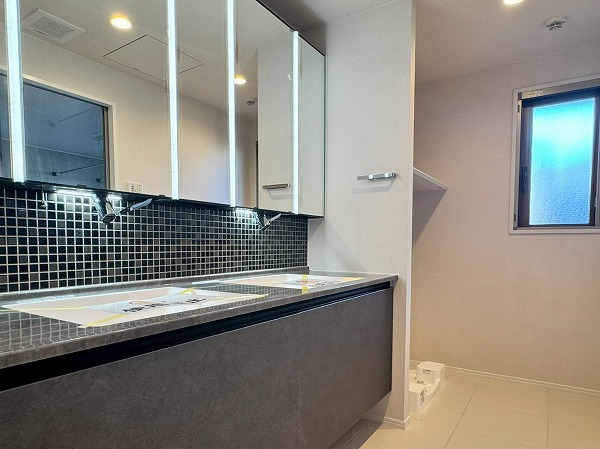 パークコート山王_お洒落な洗面台の写真