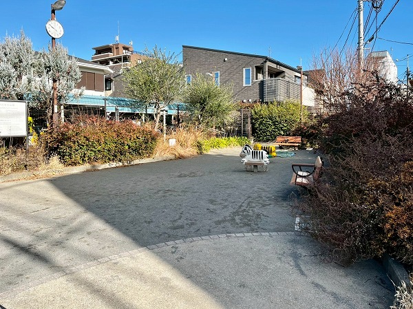 目黒区立洗足ひだまり公園