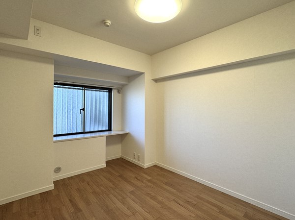 コアスターレ西大井_カウンターがある洋室の写真