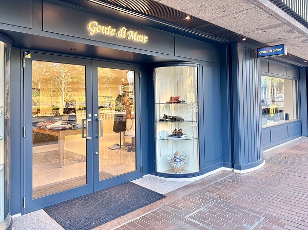 青山ツイン　アパレルショップ