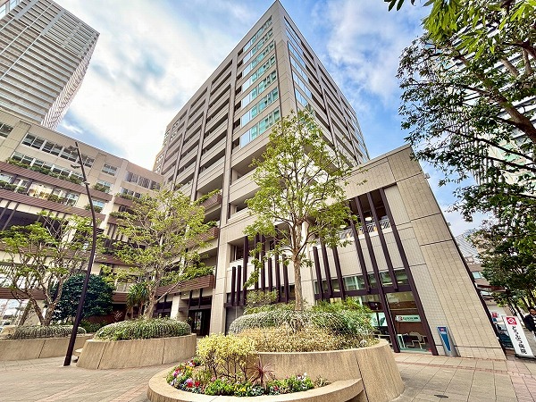 キャピタルゲートプレイスザ・レジデンス　外観