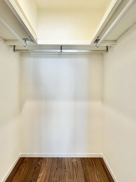 自由が丘ハイタウン_北向きの洋室の収納の写真1