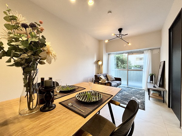 ライオンズマンション目黒青葉台タウンハウス_リフォーム済みのお部屋の写真