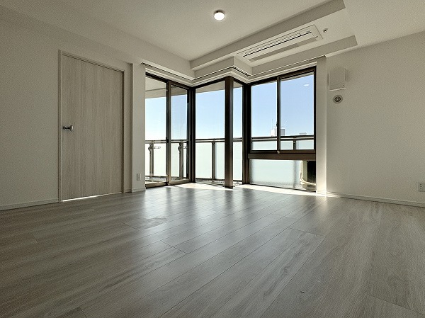 ドレッセ目黒インプレスタワー_リビングダイニングキッチンの写真4