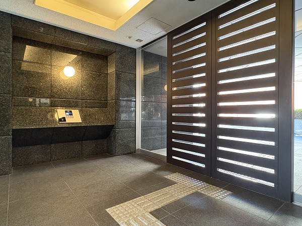 ドレッセ目黒インプレスタワー_エントランス