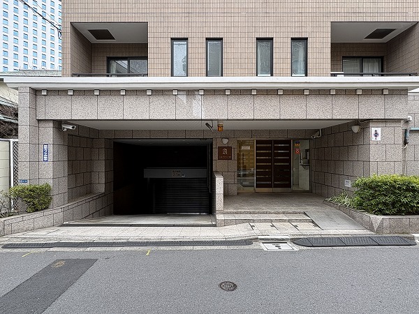 パルロイヤルアレフ赤坂_駐車場の写真