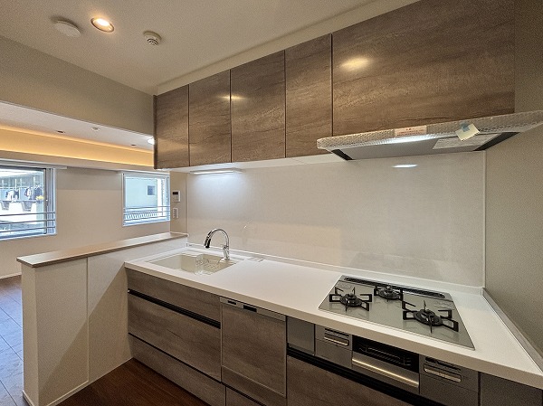 ユニーブル池袋リ・ノヴァス_広いキッチンの写真