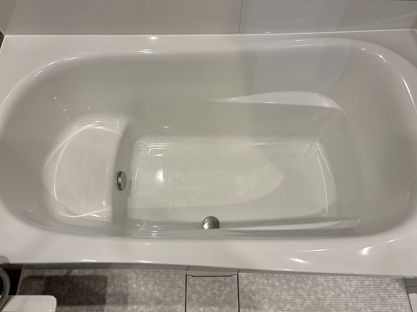 ユニーブル池袋リ・ノヴァス_広々としたバスタブの写真