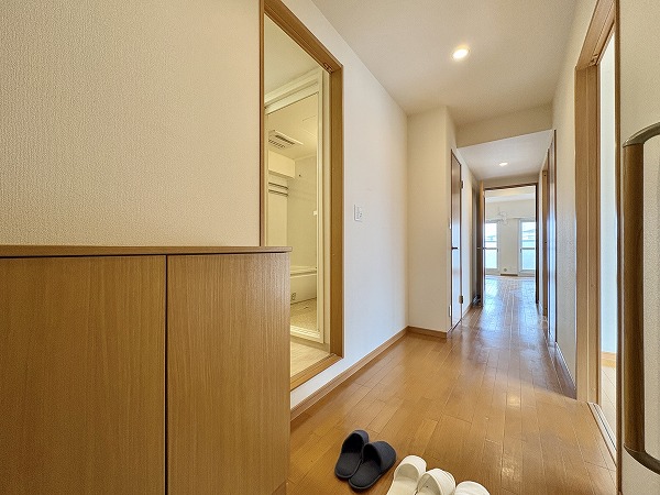 メイツ桜新町_室内廊下の写真