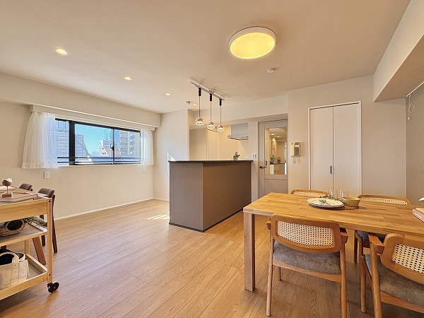 シティコート用賀_リビングダイニングキッチンの写真3