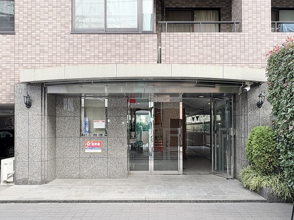 ザ・パームス代々木_アプローチの写真