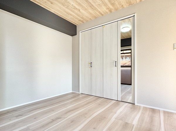 セザール上北沢_広々とした洋室の写真