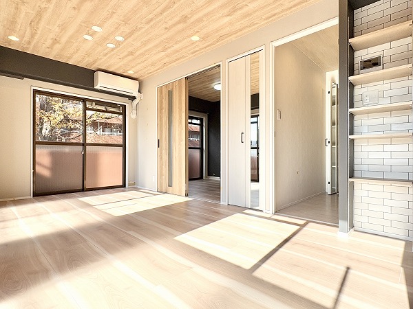 セザール上北沢_ホッと一息つけそうな温かみのあるお部屋の写真